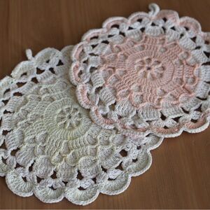 Handmade Vintage Doilies set of Potholders, Pink + Yellow (set of 2)